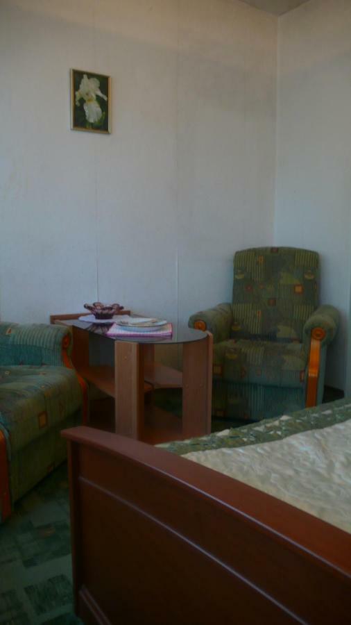 Hotel Privatviesnica Zvaigzne à Jūrkalne Extérieur photo