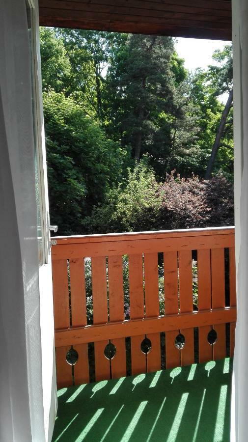 Hotel Privatviesnica Zvaigzne à Jūrkalne Extérieur photo